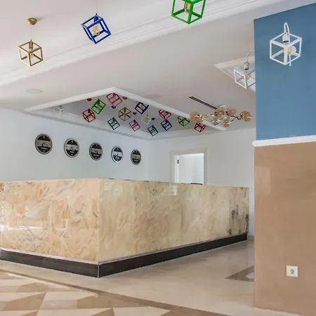 Hotel Crystal Club World Of Colours
